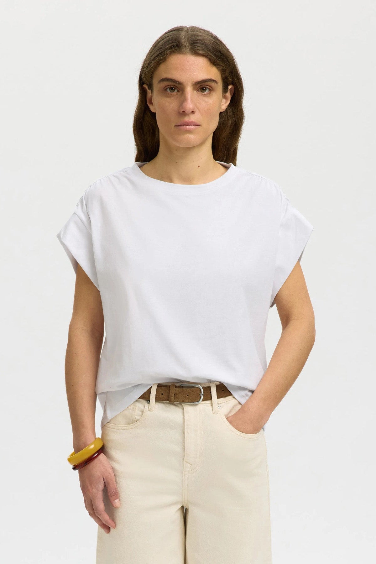 SLFMILA GATHERED SS TEE